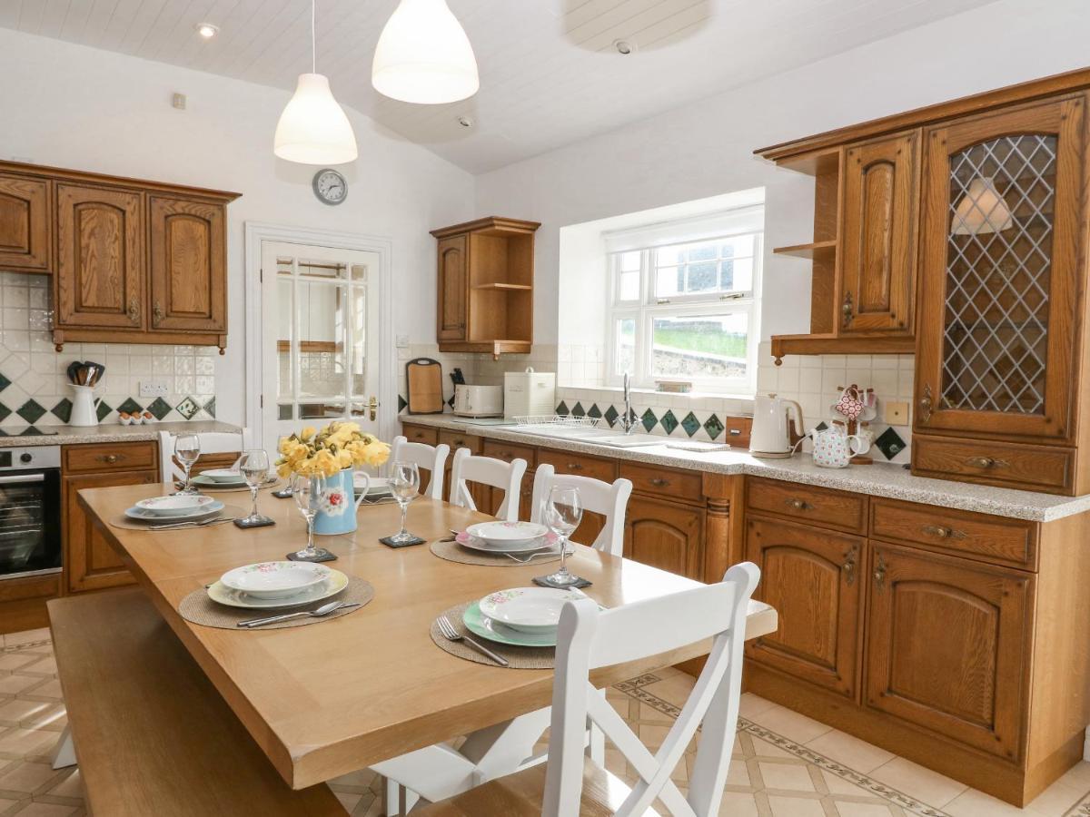 Bwthyn Clai Villa Llangefni Bagian luar foto